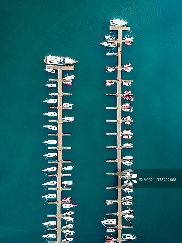 青岛前方体育帆船摩托艇俱乐部图片素材