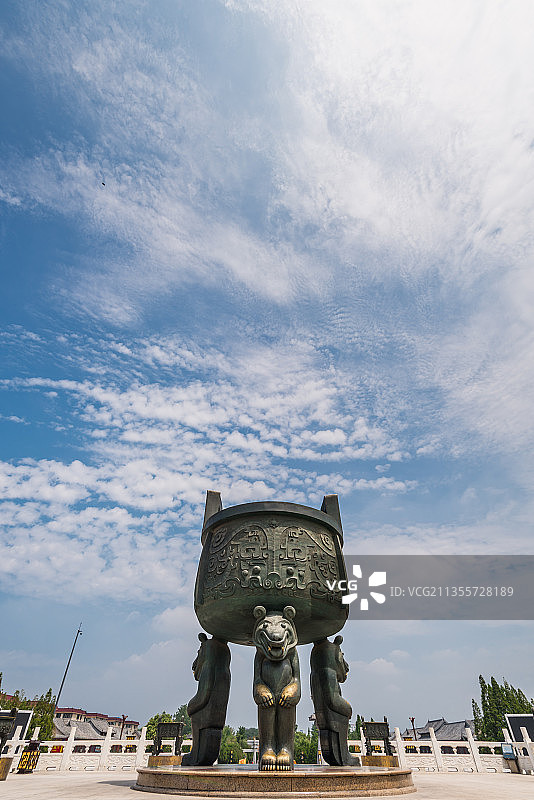 中国河南郑州新郑黄帝故里景区的黄帝宝鼎坛古建筑图片素材