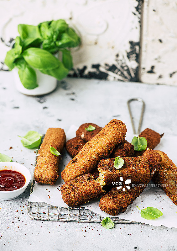 炸马苏里拉奶酪棒图片素材