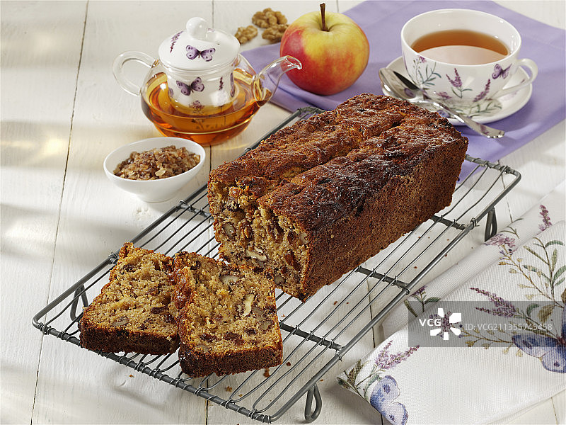 美味斯佩尔特小麦苹果面包图片素材