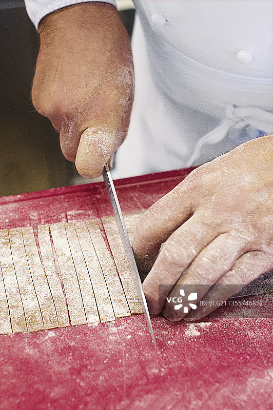 切割意大利面图片素材
