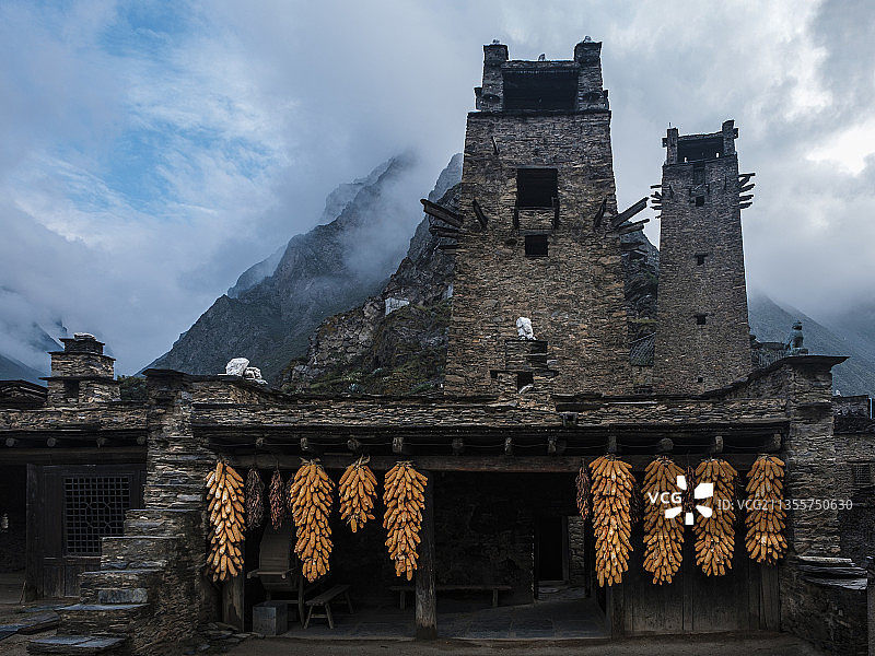 羌寨碉楼图片素材