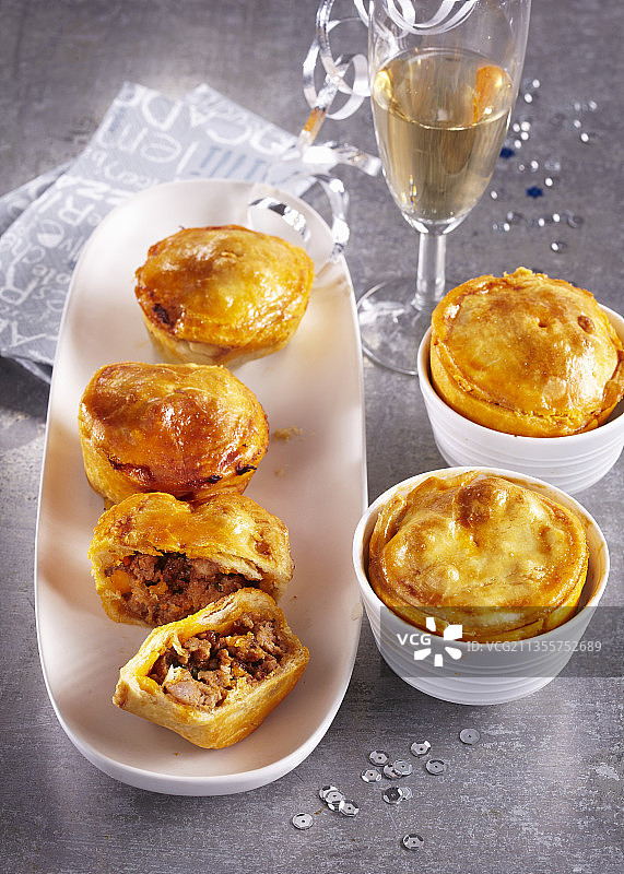 肉馅玛芬蛋糕图片素材