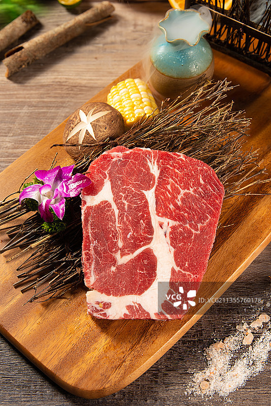 特色黑牛上脑图片素材