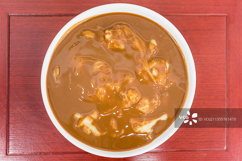 一碗北京传统小吃面茶特写图片素材