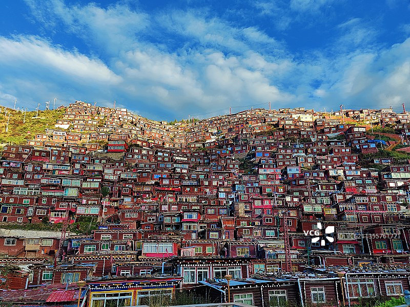 色达的红图片素材