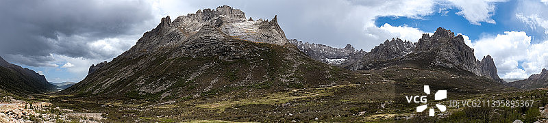 莲宝叶则石头山全景图图片素材