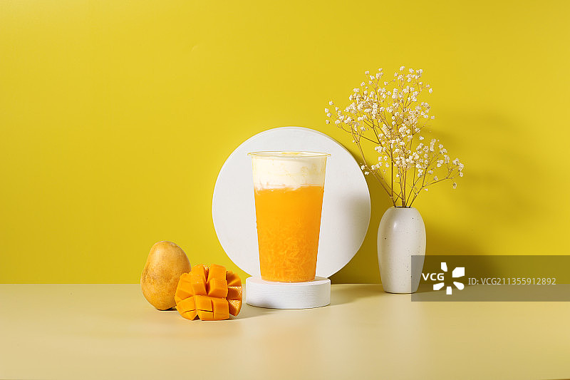 芒果饮品，芒果芝芝，芒果奶盖，杨枝甘露图片素材