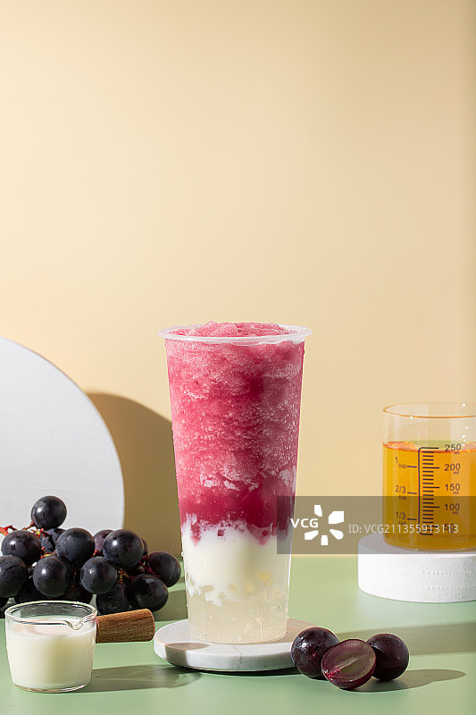 葡萄饮品，多肉葡萄，葡萄柠檬茶，葡萄酸奶，奶茶图片素材