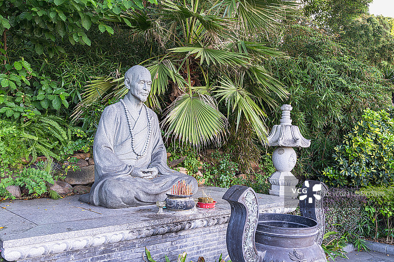 厦门市思明区晃岩路62号日光岩寺内弘一大师纪念园李叔同图片素材