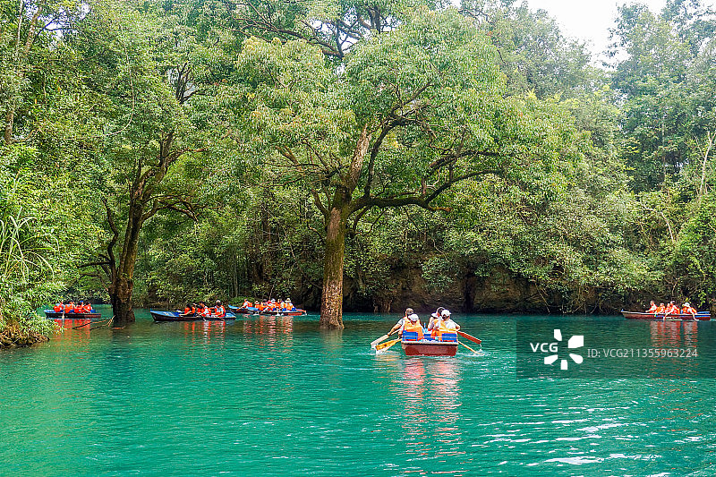 贵州荔波小七孔水上森林图片素材