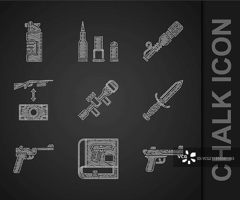 狙击步枪瞄准镜、书和手枪图片素材