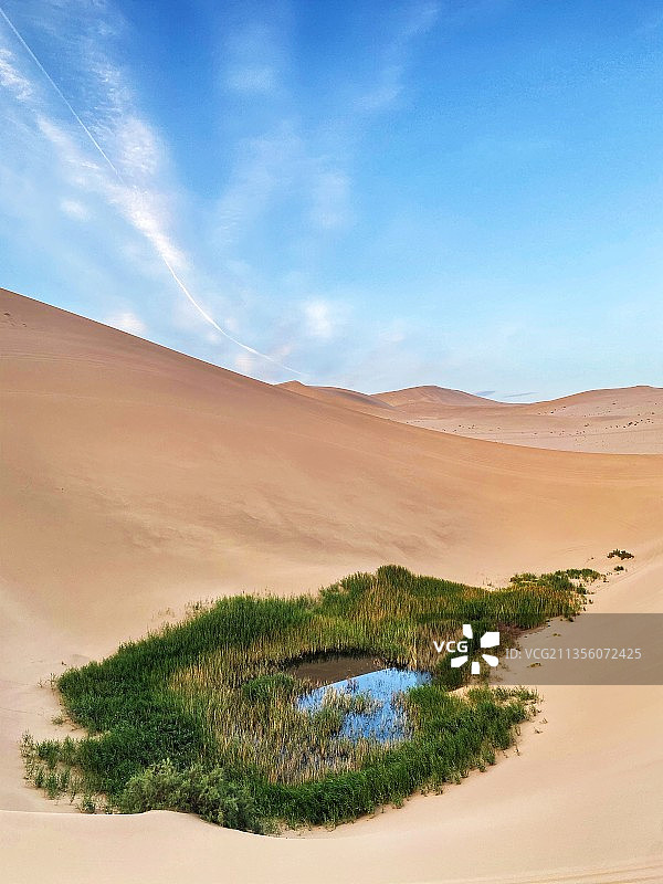 沙漠对天的景色图片素材