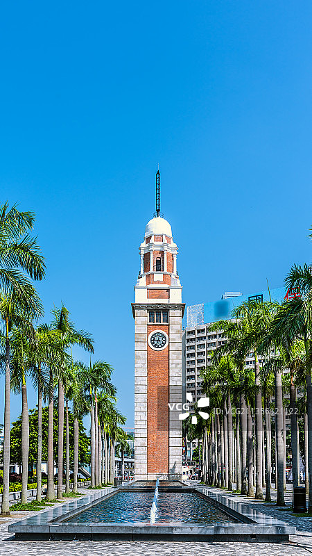 中国香港尖沙咀钟楼和广场建筑图片素材