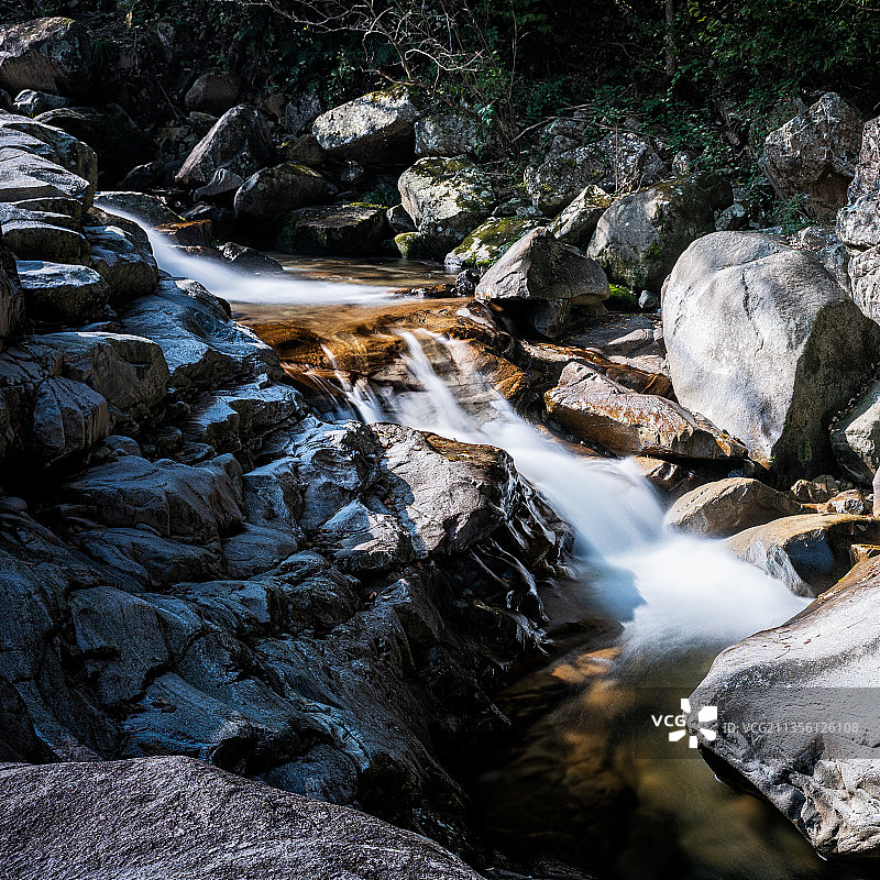 十里桃花溪图片素材
