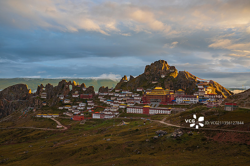 孜珠寺日出图片素材