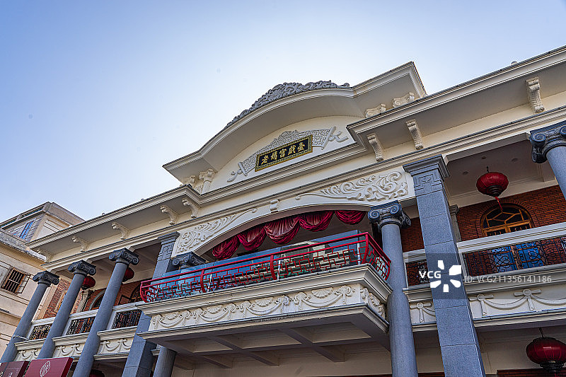 中国广东汕头市小公园老妈宫戏台图片素材