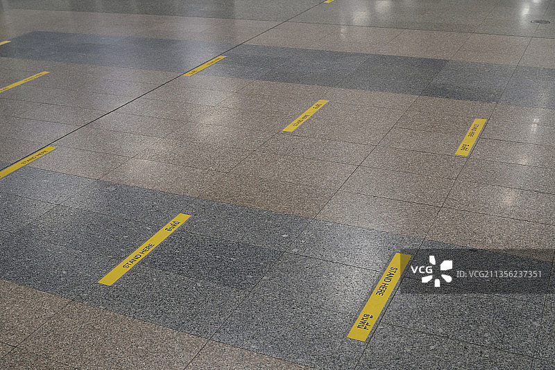 泰国曼谷地铁站门口空无一人。新型冠状病毒肺炎图片素材