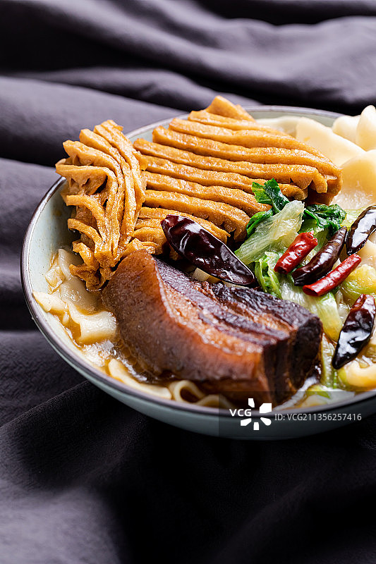 安徽牛肉板面图片素材