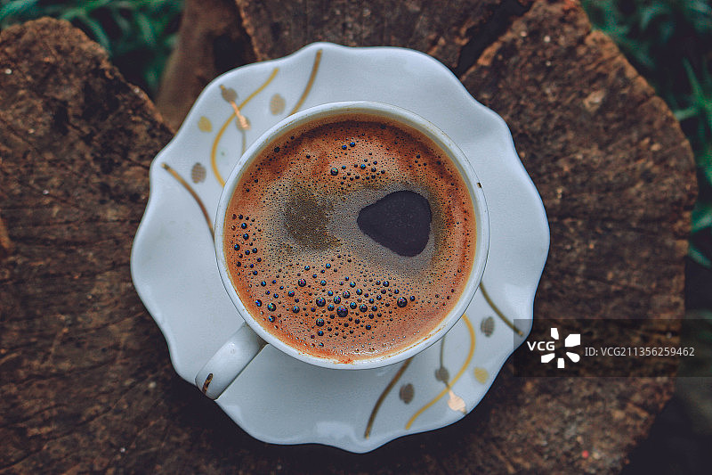 桌上的咖啡俯视图，叙利亚图片素材