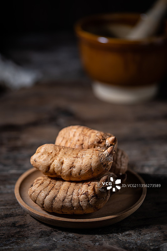 野生中草药新鲜天麻图片素材