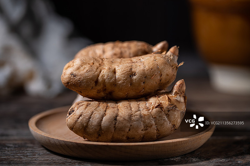 野生中草药新鲜天麻图片素材