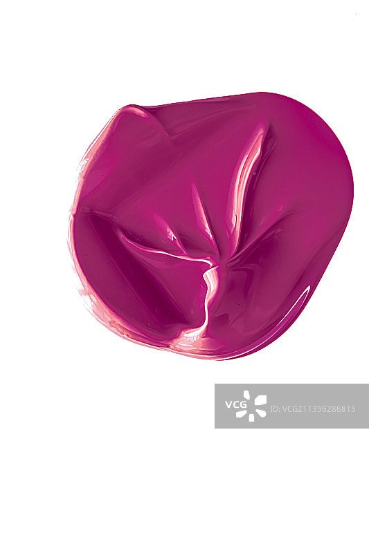 白色背景上紫色的化妆品纹理，涂抹状图片素材