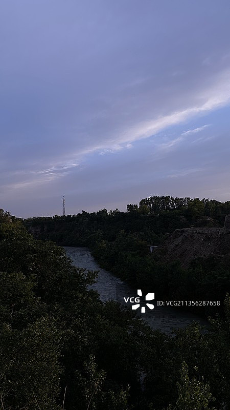 巴基斯坦开伯尔-普赫图赫瓦省日落时分的风景图片素材