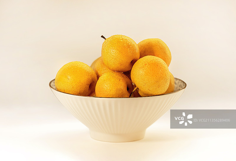 新鲜的山梨 美丽乡村图片素材