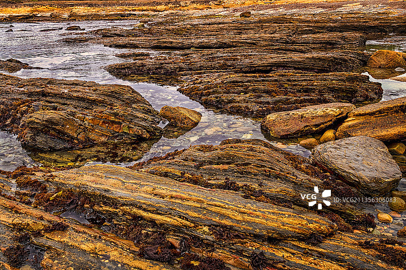 美国加利福尼亚州洛博斯角海滩岩石高角度景观图片素材