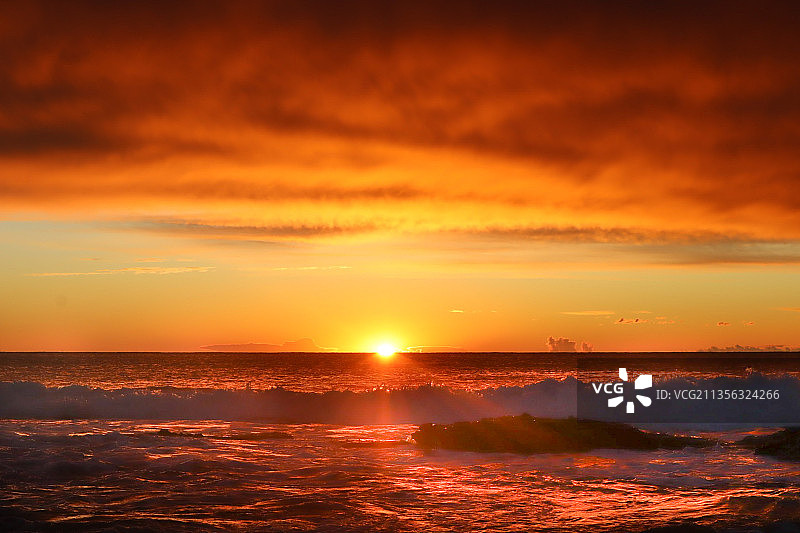 新南威尔士州中央海岸日落时分的海景，澳大利亚图片素材