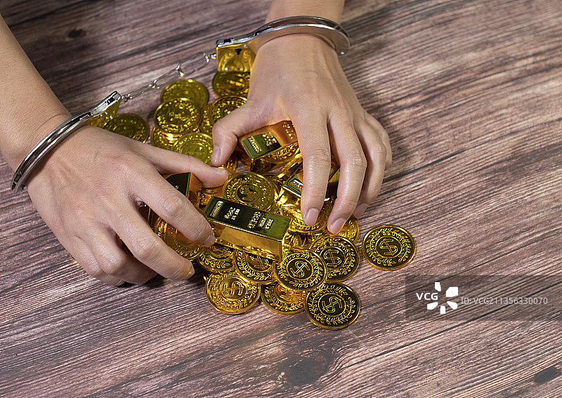 财产财富房产法律审判审查图片素材