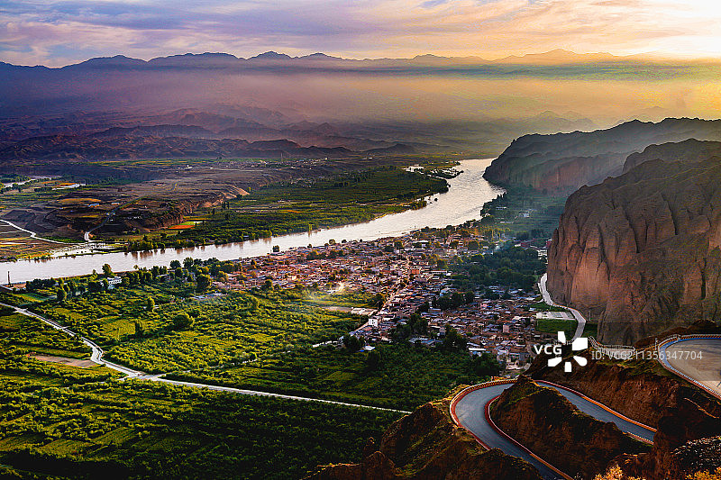 黄河石林图片素材