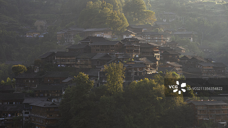 晨光下的千户苗寨图片素材