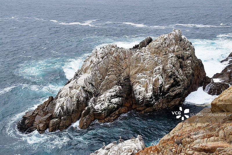洛博斯角海边岩石高角度景观，美国图片素材