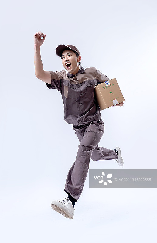 快乐的快递员图片素材