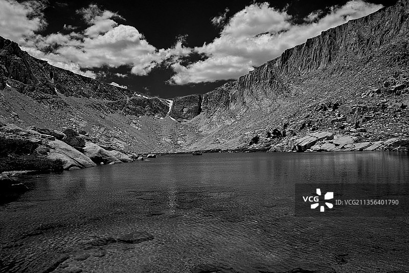 美国加利福尼亚州科顿伍德湖群湖光山色美景图片素材