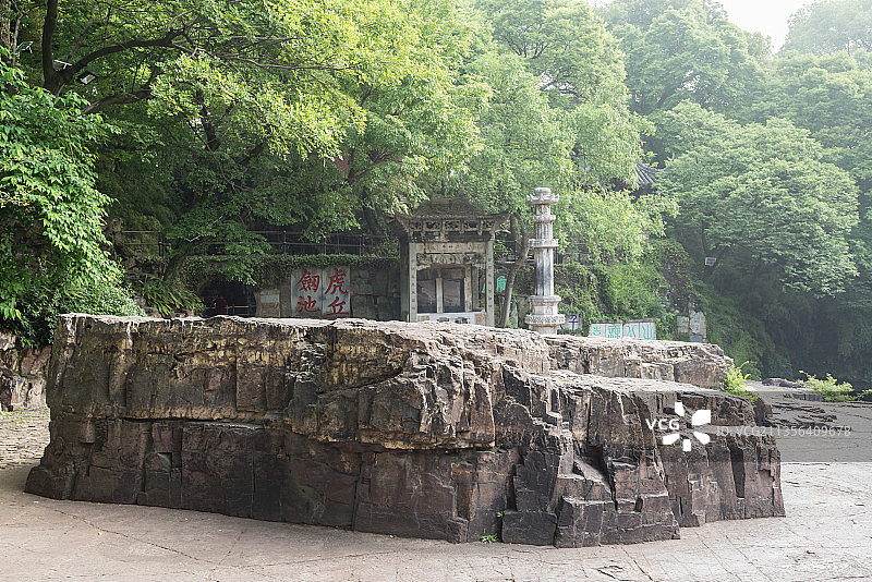 中国苏州虎丘山风景名胜区的千人石图片素材
