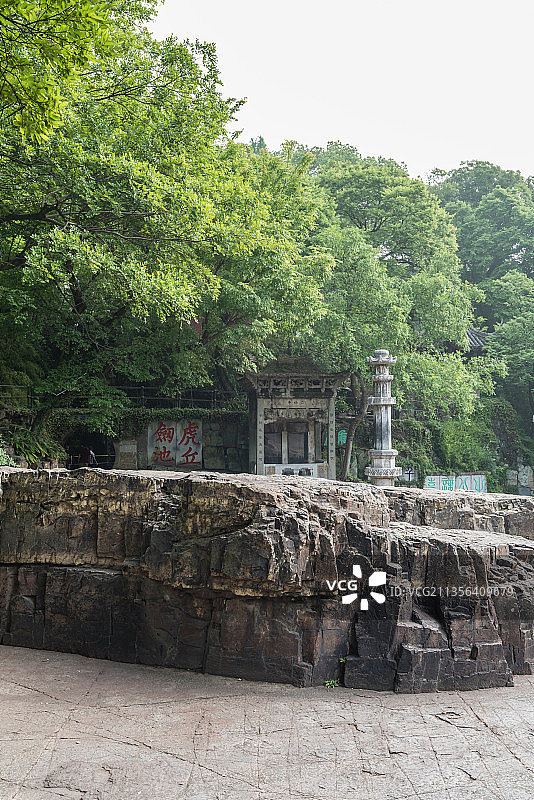 中国苏州虎丘山风景名胜区的千人石图片素材
