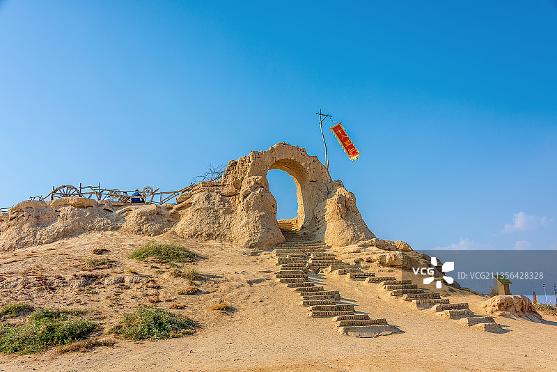 中国宁夏银川镇北堡西部影城明城月亮门图片素材