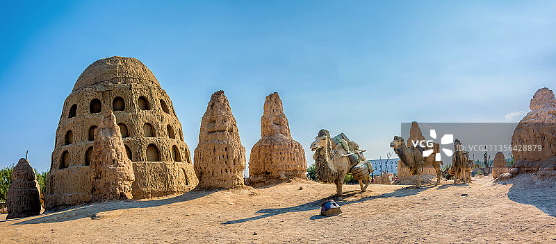 中国宁夏银川镇北堡西部影城明城塔林图片素材