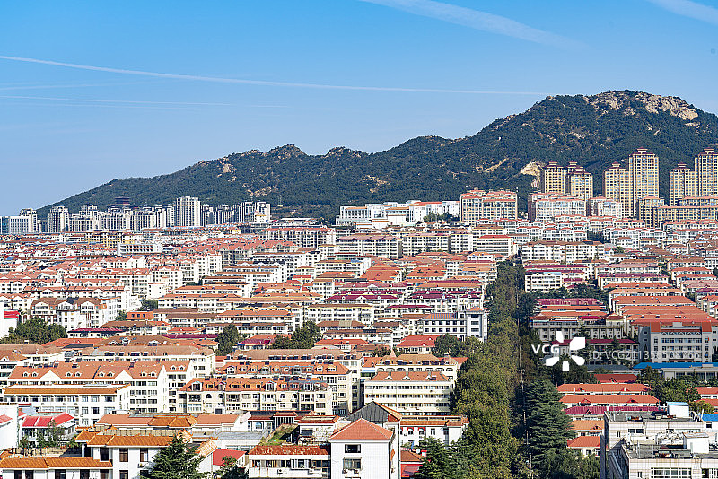 中国山东威海城市风光红房顶的楼房图片素材