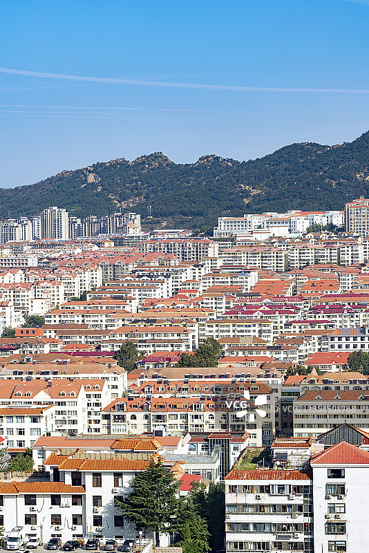 中国山东威海城市风光红房顶的楼房图片素材