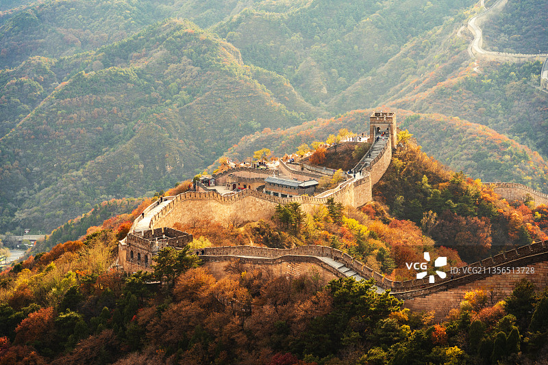 北京八达岭长城秋天层林尽染图片素材