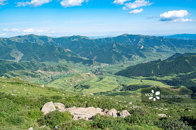 夏季冰山梁自然风光俯瞰山谷图片素材