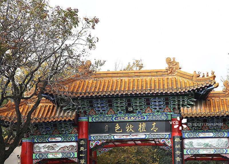 山东枣庄峄城区青檀寺秋景图片素材
