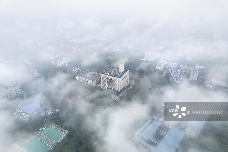 雨后的重庆大学城图片素材