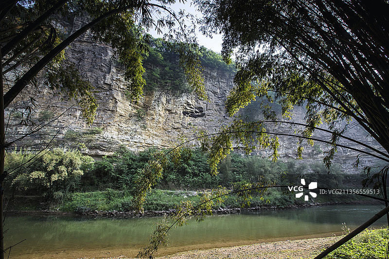 珙县苏麻湾僰人悬棺图片素材