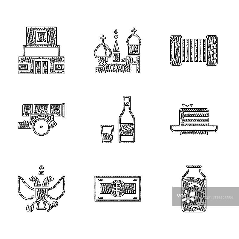 伏特加酒瓶与玻璃杯和俄罗斯卢布图片素材
