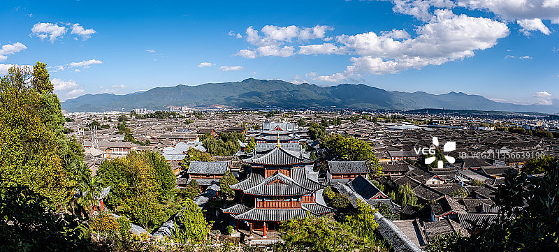 云南丽江大研古城全景俯视图木府图片素材